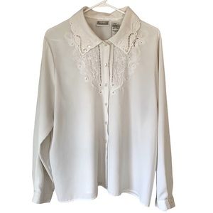 Christie and Jill Vtg 80’s Embroidered Cream Blouse Pearl Buttons Down Size 18